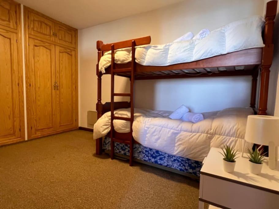 Sierra Nevada Apartamento, Ideal Para Grupos, Aparcamiento En La Puerta Y Con Impresionantes Vistas Kültér fotó