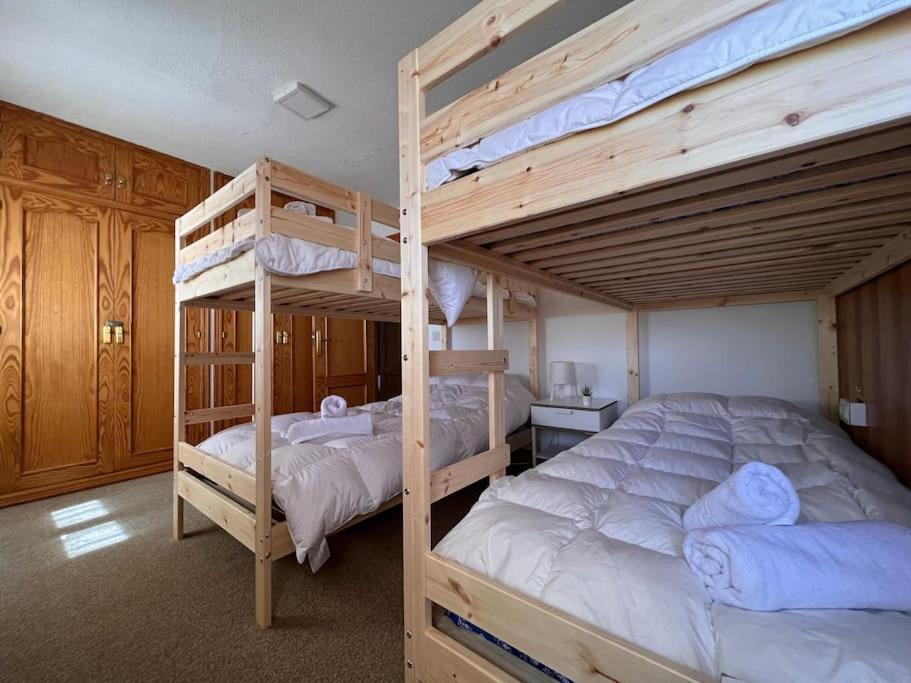 Sierra Nevada Apartamento, Ideal Para Grupos, Aparcamiento En La Puerta Y Con Impresionantes Vistas Kültér fotó